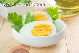L'uovo nella dieta delle cocorite L'uovo nella dieta delle cocorite